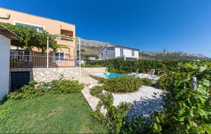 Apartman Marinovic Kastela Exterior photo